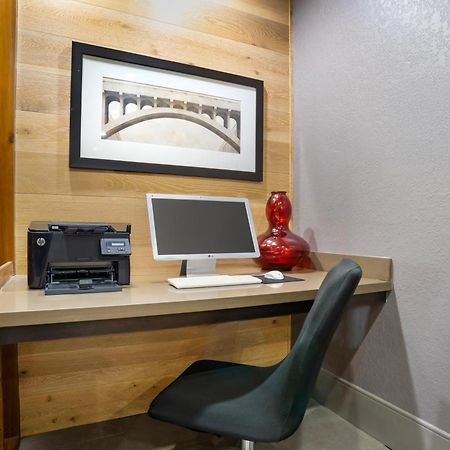 סלידל Comfort Inn & Suites מראה חיצוני תמונה